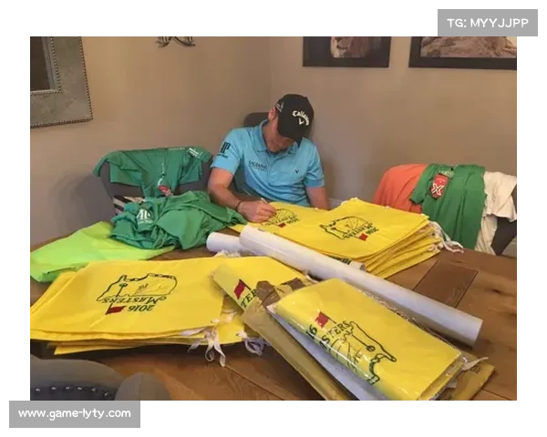 季中锦标赛采用炫彩地板，球员反馈适应良好