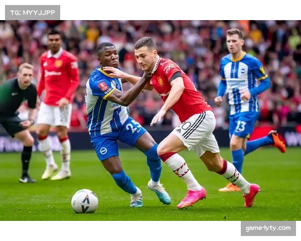 足总杯半决赛：曼联加时赛2-1力克切尔西，时隔三年再进决赛